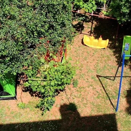 Appartement Mit Terrasse
